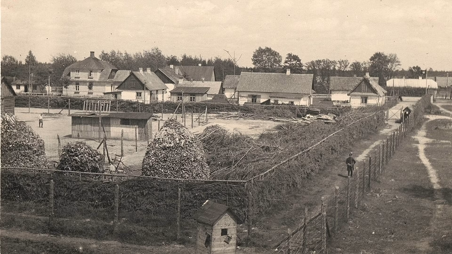 1-trai-tu-than-sobibor.jpg