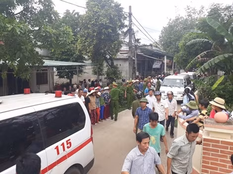 7 chiếc xe cứu thương rẽ vào làng Lương Điền, nỗi đau không gì bù đắp nổi
