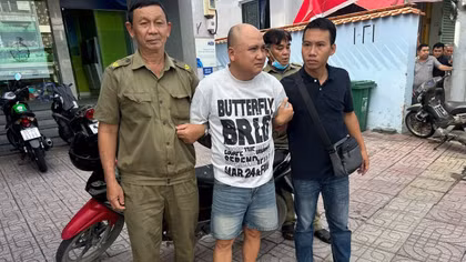 Bắt tội phạm truy nã, vận động đầu thú - “mũi giáp công mềm” 