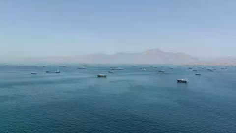 Triển vọng eo biển Hormuz được khơi thông thắp hy vọng cho kinh tế thế giới