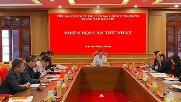 Khẩn trương chuẩn bị cho Trung tâm Báo chí phục vụ Đại hội XIV của Đảng