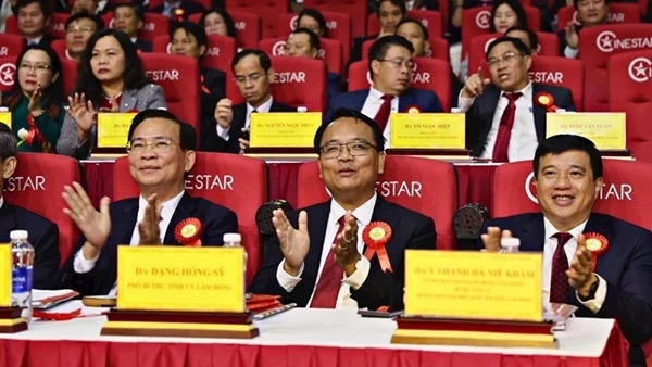 Lâm Đồng là điểm sáng về nông nghiệp công nghệ cao, khai thác khoáng sản