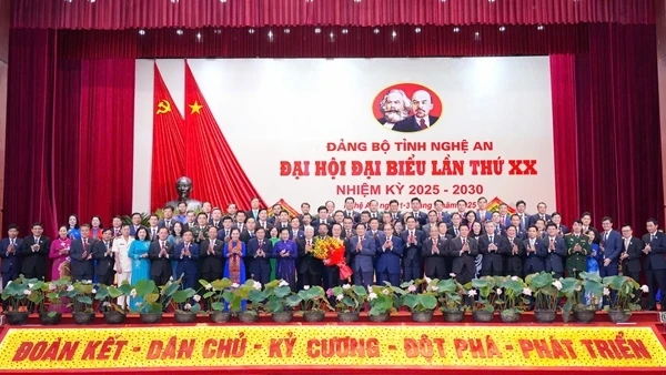 Đổi mới tư duy và quyết liệt hành động, tạo sức bật mới cho Nghệ An