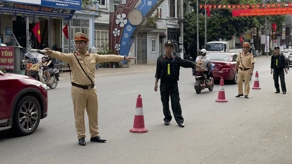 Công an Sơn La đảm bảo TTATGT phục vụ Đại hội Đảng bộ tỉnh