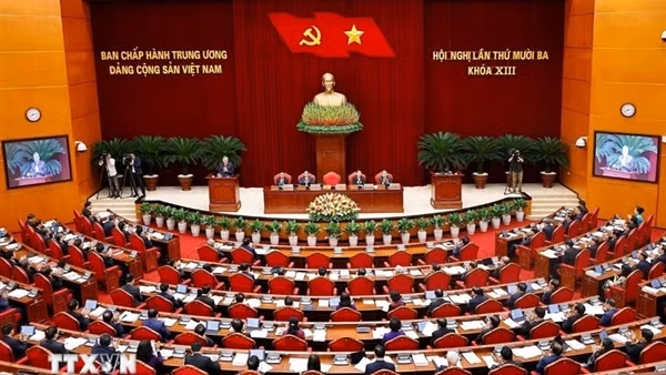 Thông cáo báo chí về ngày làm việc thứ hai Hội nghị Trung ương 13 khóa XIII