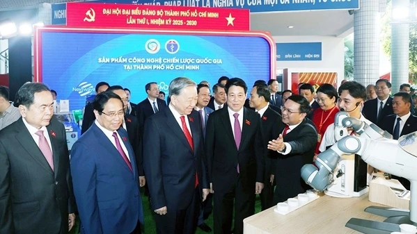 Tổng Bí thư Tô Lâm dự và chỉ đạo Đại hội đại biểu Đảng bộ TP Hồ Chí Minh