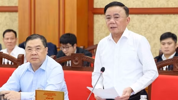 Thường trực Ban Bí thư chủ trì họp rà soát công tác tổ chức phục vụ Đại hội XIV