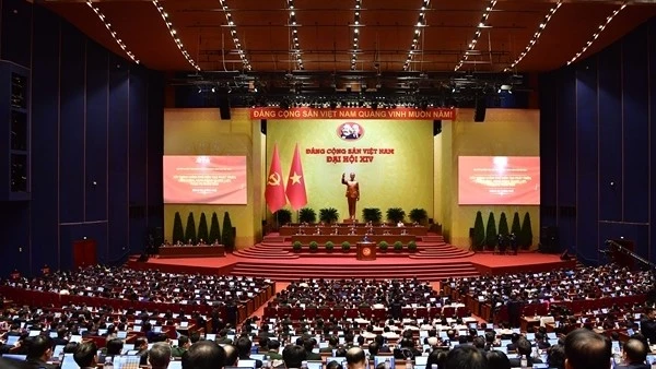 Tổng Bí thư Ban Chấp hành Trung ương khoá XIV chủ trì họp báo chiều 23/1