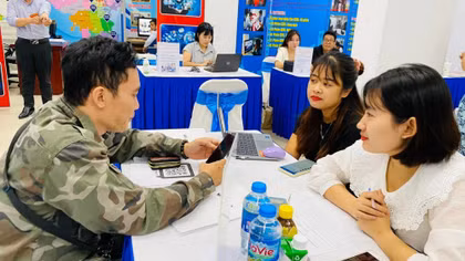 Lao động hưởng trợ cấp thất nghiệp giảm, thị trường lao động chuyển biến tích cực