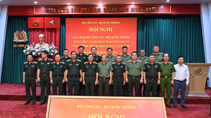 Phối hợp bảo vệ chủ quyền quốc gia, bảo đảm an ninh, trật tự