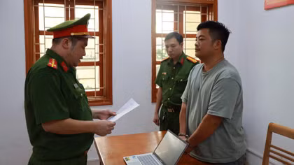 Khởi tố, bắt tạm giam Hải Sapa TV và vợ