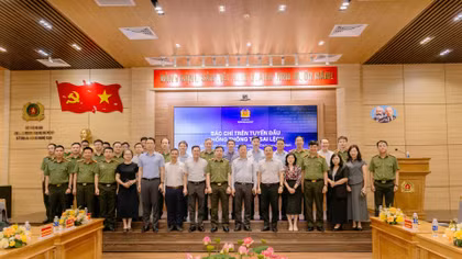 Lực lượng Công an nhân dân và báo chí phối hợp đấu tranh chống thông tin sai lệch