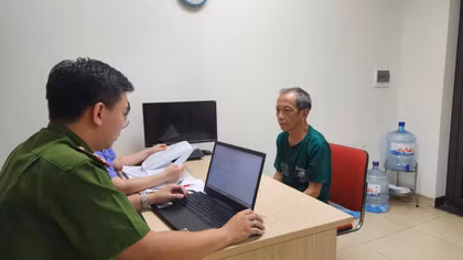 Bắt giữ "Thần y rởm" Nguyễn Tiến Nam về hành vi lừa đảo chiếm đoạt tài sản