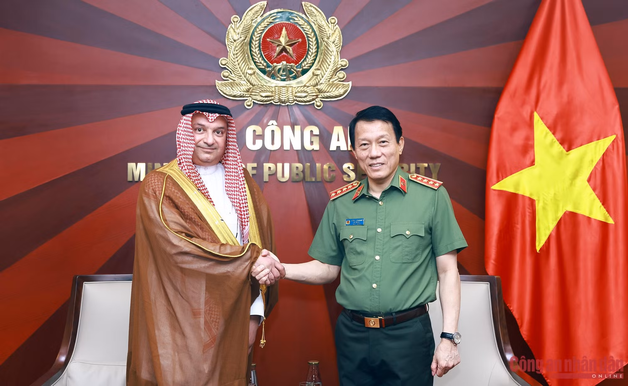 Bộ Công an Việt Nam và các đối tác Saudi Arabia mở rộng hợp tác trên nhiều lĩnh vực -0
