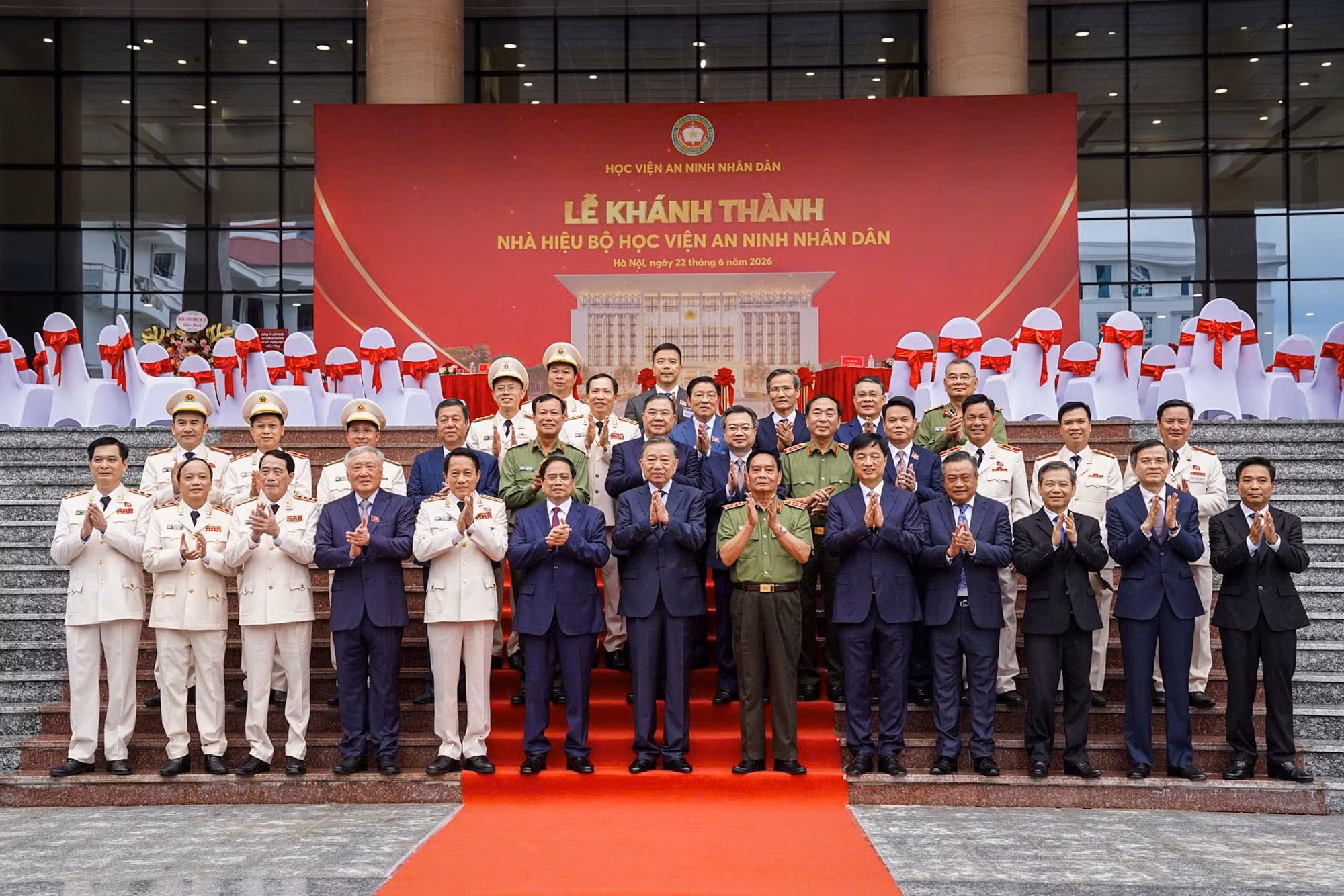 khanh-thanh.jpg
