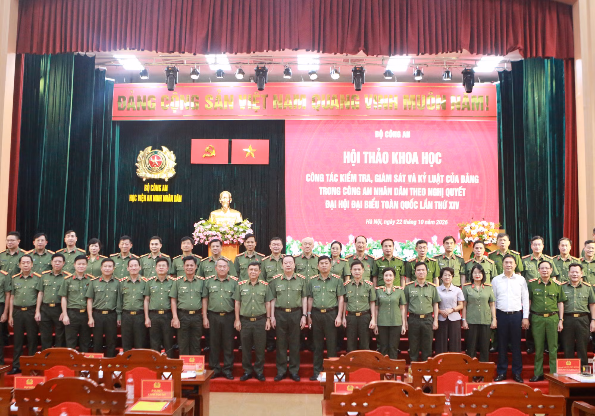61fa27d1-88c5-4679-8648-f47b4ec50fc2-1-201-a.jpg