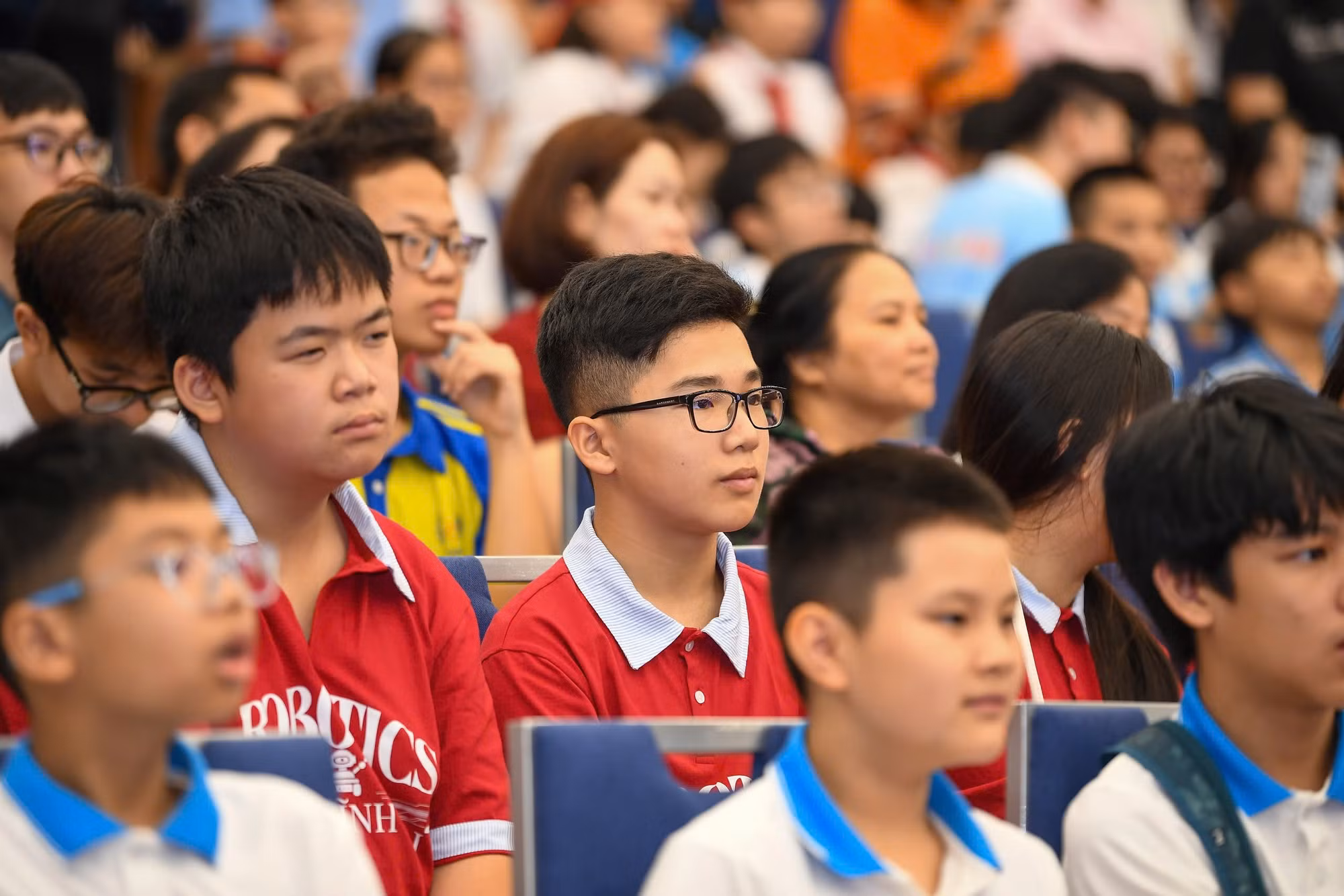 d128cfc3-7319-4448-88b2-17f2c049a57f.jpg
