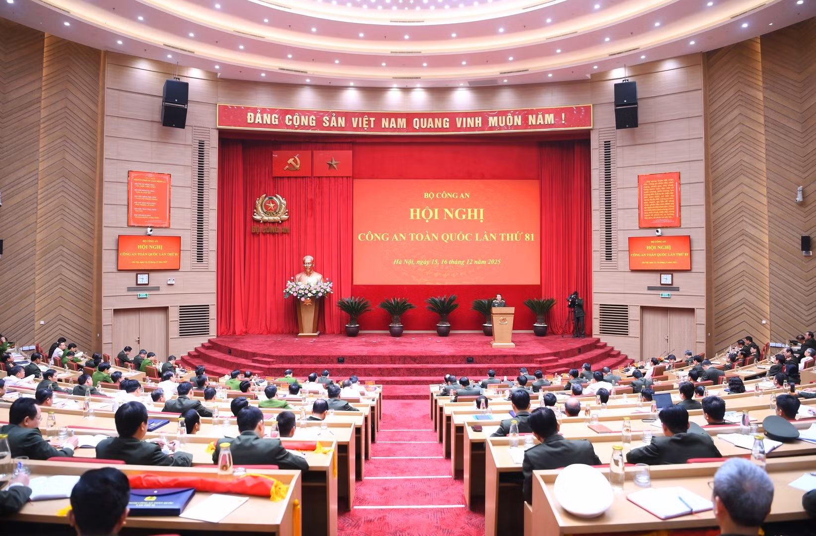 Bế mạc Hội nghị Công an toàn quốc lần thứ 81