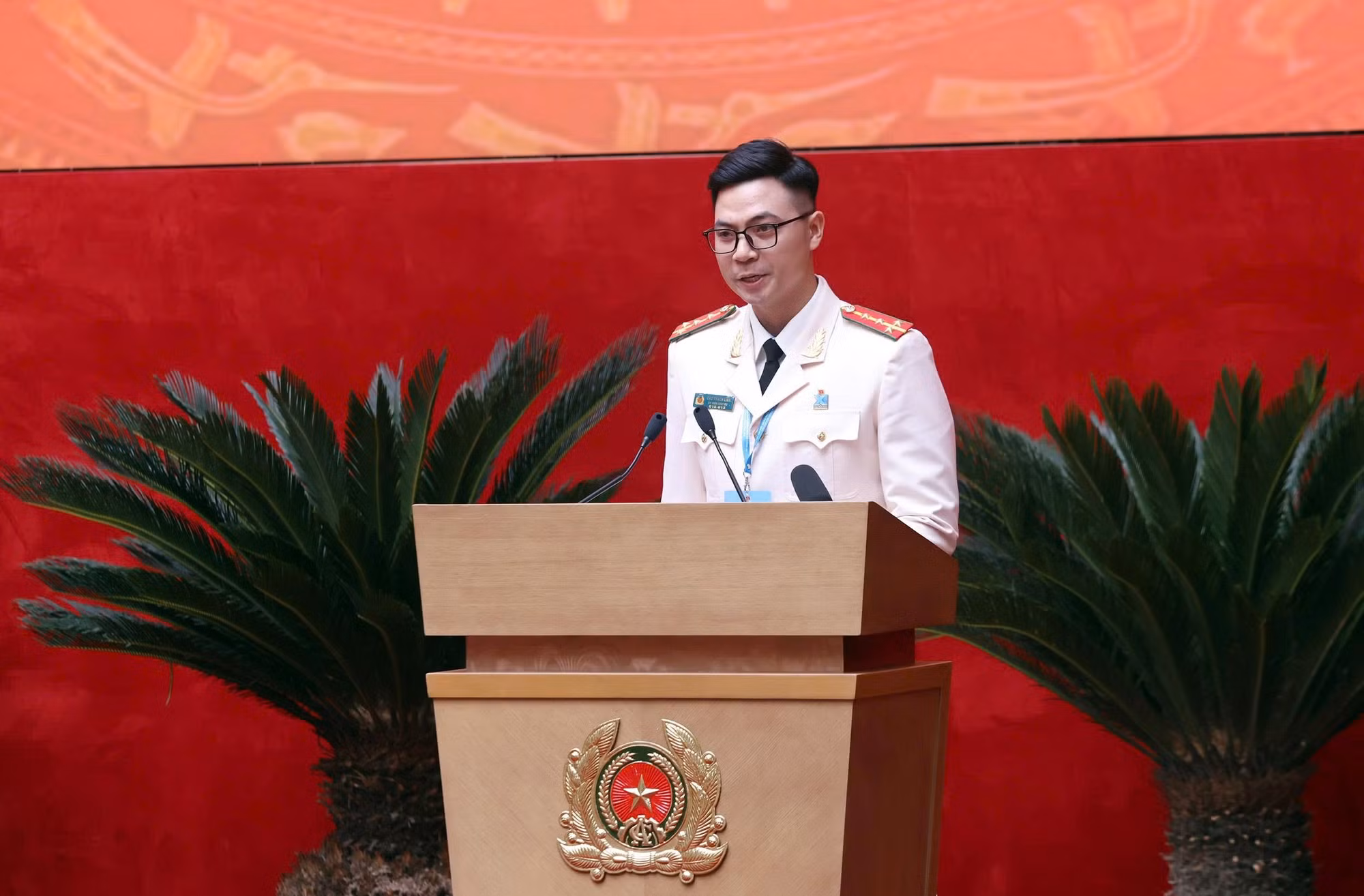 Giai đoạn cách mạng mới là 