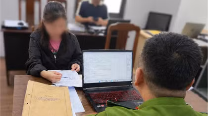Đăng Facebook xúc phạm người khác, một phụ nữ bị phạt 12,5 triệu đồng