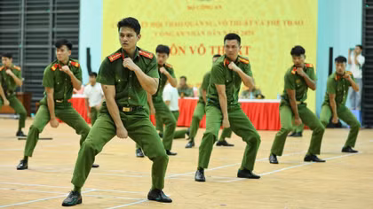 Sôi nổi, hấp dẫn và gay cấn ngay trong ngày tranh tài đầu tiên