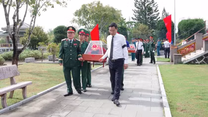 Đà Nẵng: Truy điệu, an táng 14 hài cốt liệt sĩ 