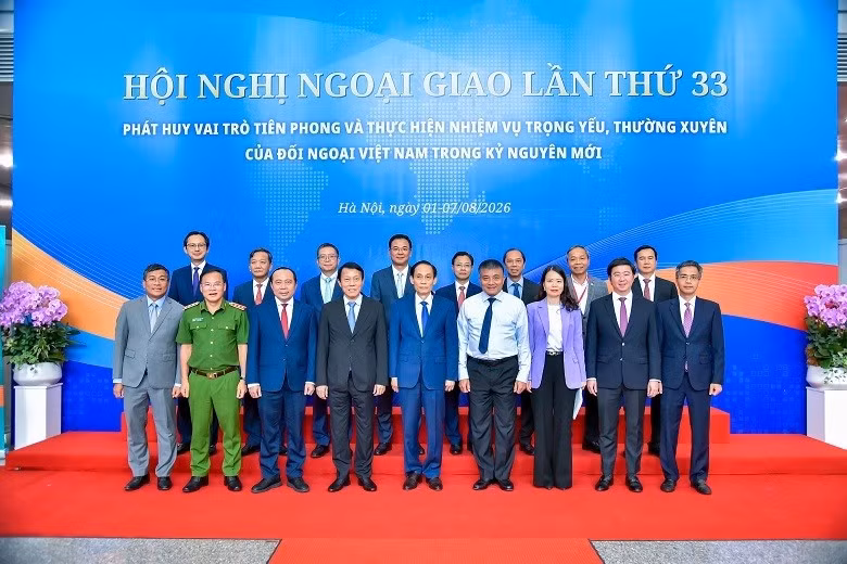 Các đại biểu dự phiên họp "Ngoại giao khoa học công nghệ góp phần kiến tạo năng lực phát triển quốc gia".