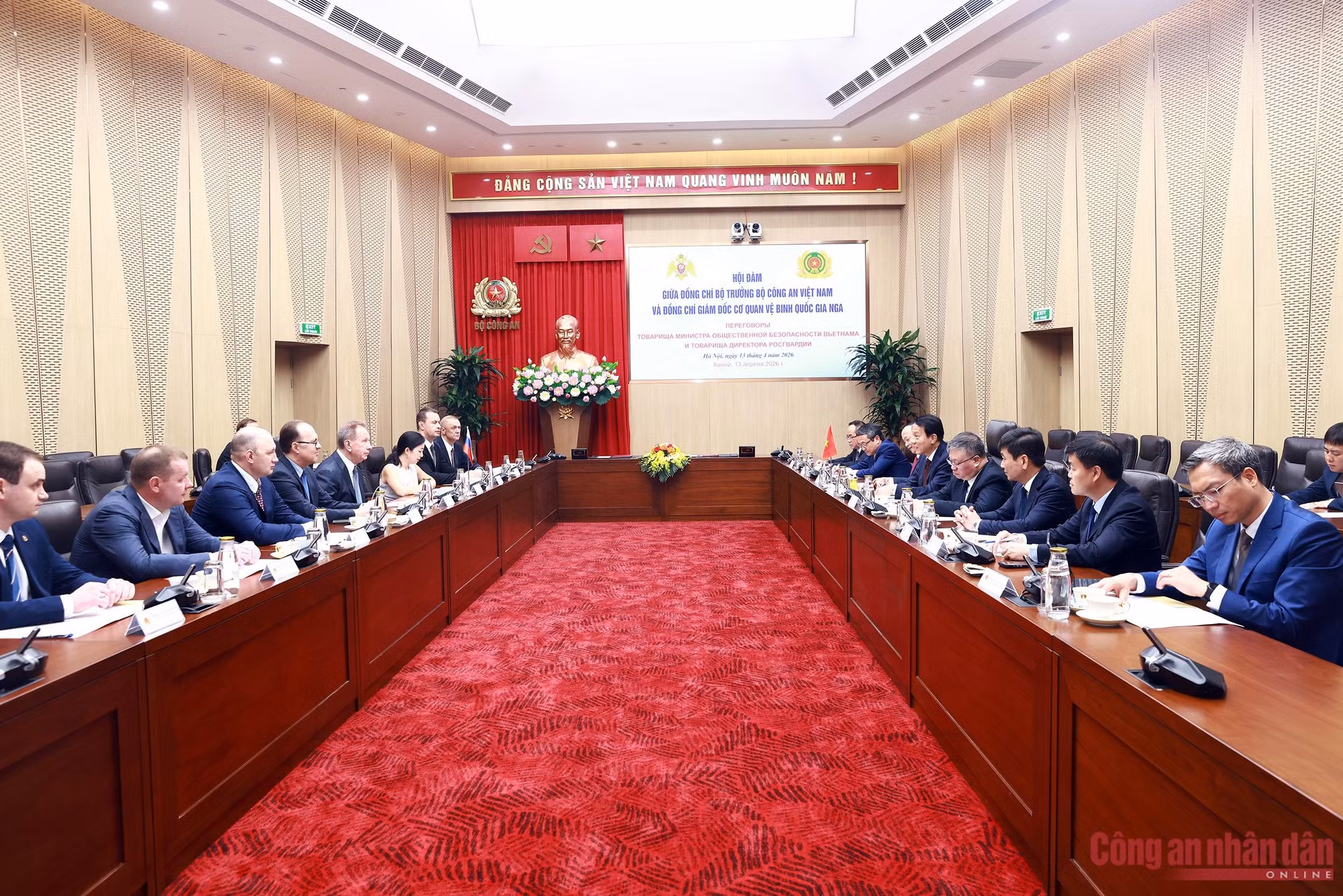 Việt Nam - Nga làm sâu sắc hợp tác an ninh, thực thi pháp luật -0