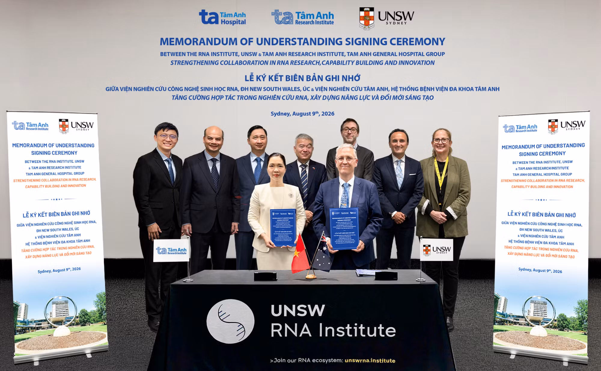 Lễ ký kết MoU diễn ra tại Đại học New South Wales (UNSW), Australia với sự chứng kiến của Tổng Lãnh sự Việt Nam. Ảnh: Viện Nghiên cứu Tâm Anh