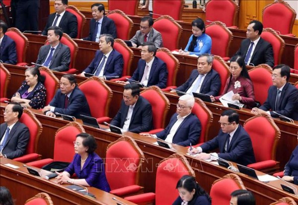 Các đại biểu tham dự bế mạc Hội nghị lần thứ 12 Ban Chấp hành Trung ương Đảng khóa XIII.