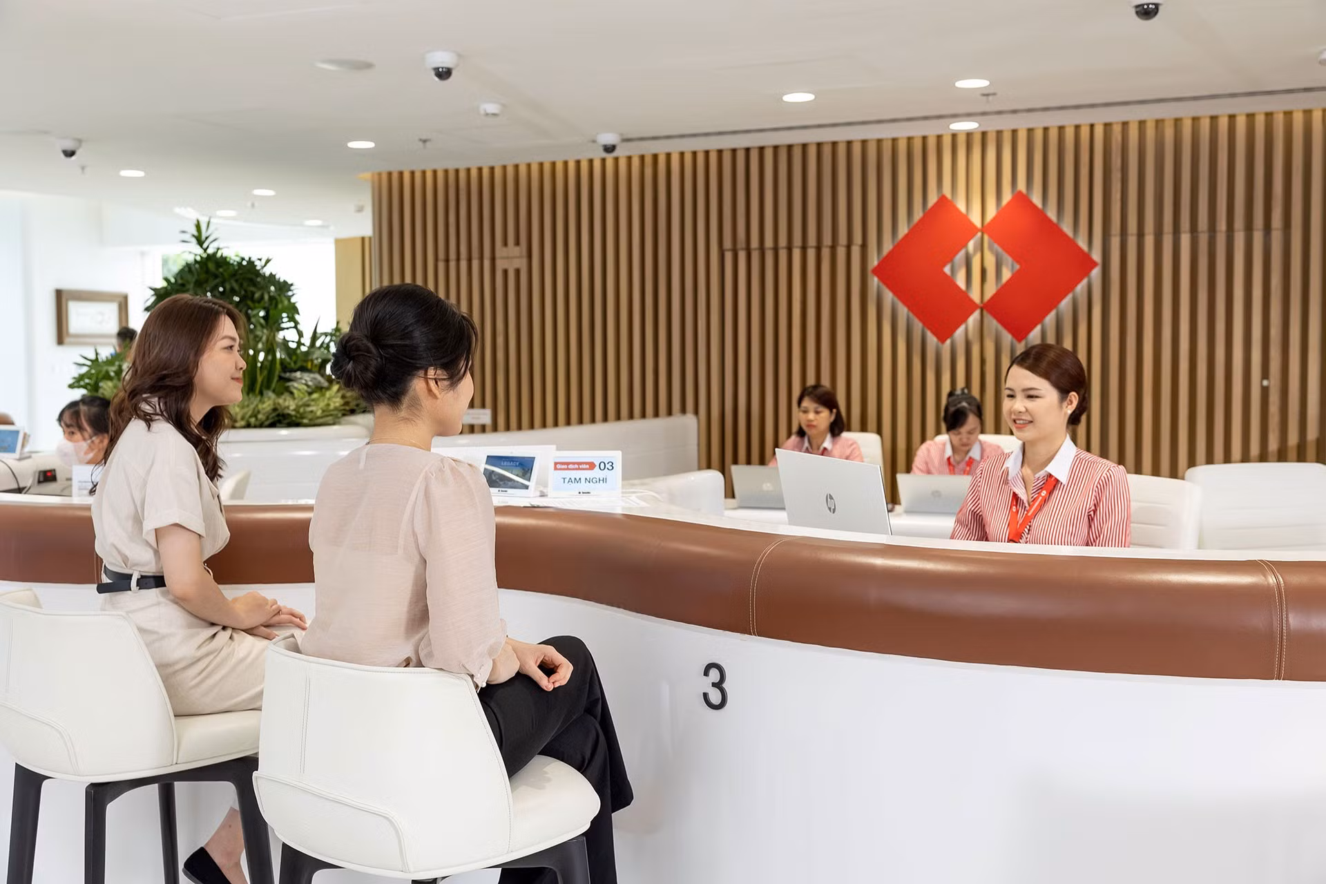 techcombank-01.jpg