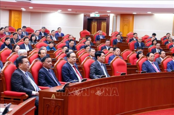 Các đại biểu tham dự bế mạc Hội nghị lần thứ 12 Ban Chấp hành Trung ương Đảng khóa XIII.