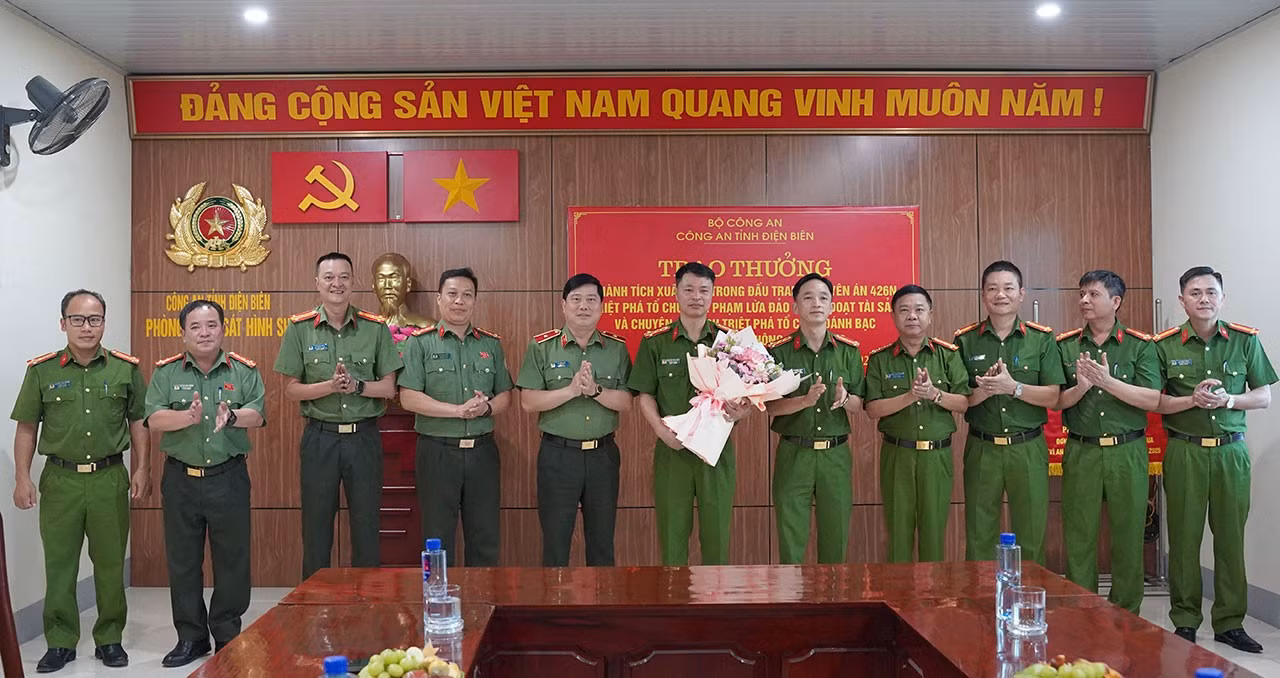 khen-thuong-1.jpg