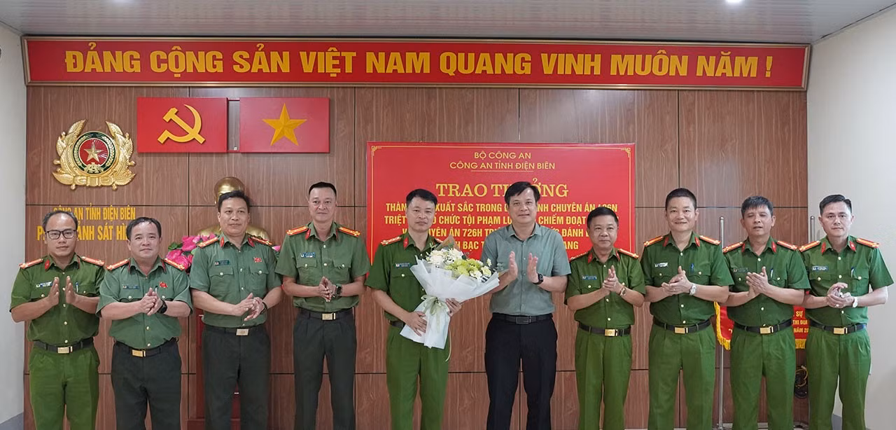 khen-thuong-2.jpg