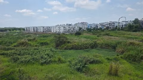 Đẩy nhanh việc gỡ vướng pháp lý, tính tiền sử dụng đất cho các dự án tồn đọng kéo dài