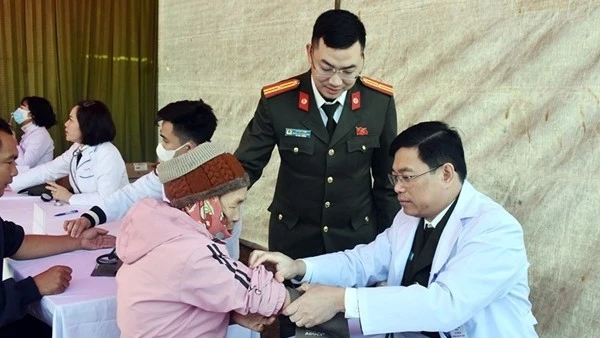 Lan tỏa phong trào thi đua “Ba nhất”, thắp lên niềm tin những mảnh đời khó khăn