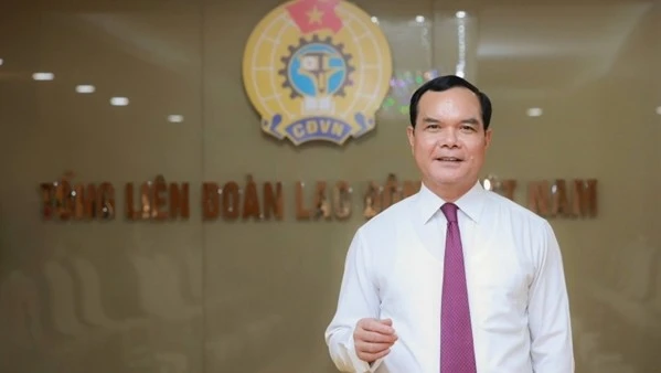 “Xây dựng giai cấp công nhân Việt Nam hiện đại, lớn mạnh trong kỷ nguyên phát triển mới của dân tộc”