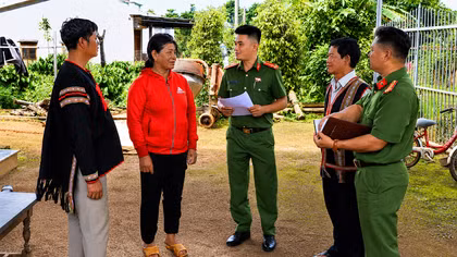 Làm sạch địa bàn vùng biên từ thu hồi vũ khí, vật liệu nổ
