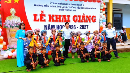 Khai giảng sớm ở những điểm trường giữa đại ngàn Tây Nguyên