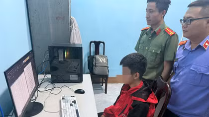 Nam sinh lớp 10 đánh cắp, rao bán 20 triệu dữ liệu cá nhân