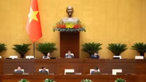 Đại biểu Quốc hội nhất trí cấm thuốc lá điện tử, thuốc lá nung nóng, bóng cười