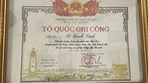 Người đi, hòa bình ở lại