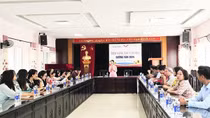 Tiếp tục với Đường văn...