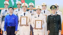 Trưởng Công an xã giàu lòng nhân ái