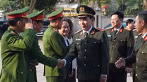 Thứ trưởng Trần Quốc Tỏ thăm, làm việc tại Công an xã Vạn An và Công an phường Trường Vinh