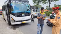 Xử phạt nhiều tài xế xe khách tắt thiết bị giám sát hành trình