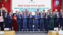 Chuyển từ "quản lý bằng pháp luật" sang “kiến tạo thể chế phát triển”