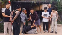 Nhóm đối tượng người nước ngoài dùng bình xịt hơi cay cướp ô tô trên cao tốc