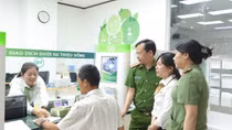 Suýt mất gần 300 triệu đồng vì dính bẫy đối tượng giả danh Công an gọi điện hù dọa