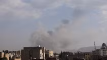 Israel dội bão lửa vào Sanaa, Houthi lập tức đáp trả